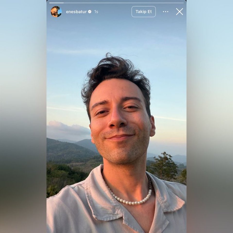 Enes Batur uzun bir aradan sonra İnstagram’da story paylaştı.