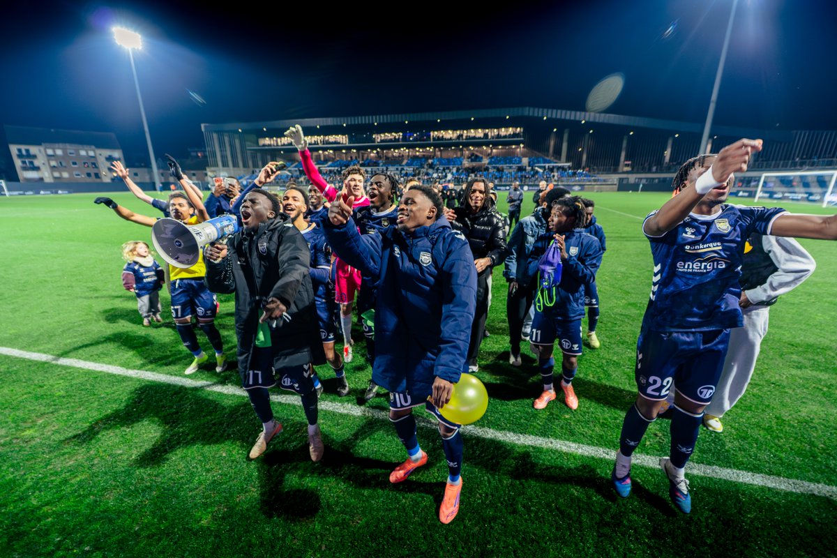 USL DUNKERQUE 🐬 tweet media