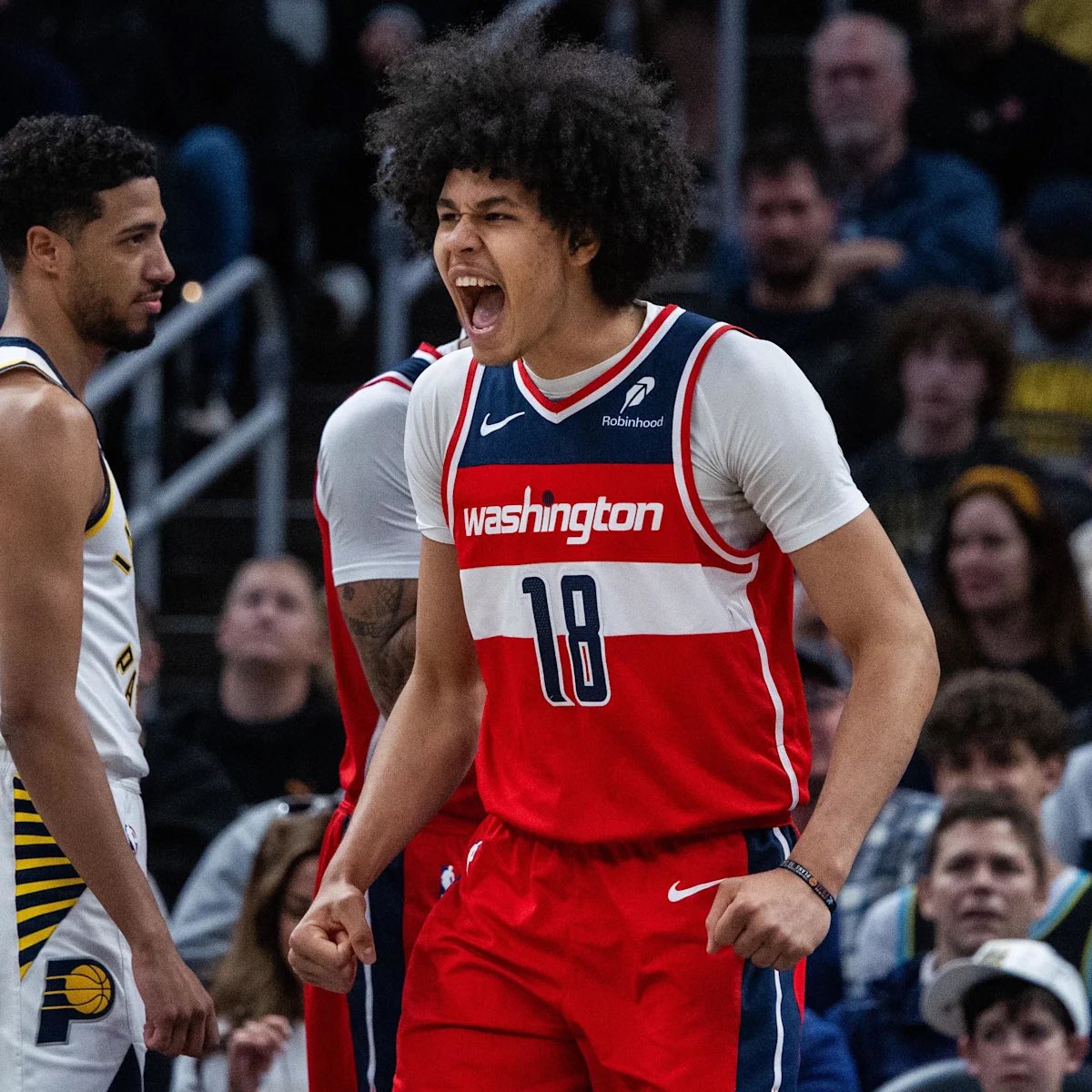 AlexpropsHQ's tweet photo. ⭐️FREE PICK #3⭐️(1/16)

🏀#ForTheDistrict  🆚 #LightTheBeam  

🎯 Kyshawn George 9.5 “O” REB+AST
(-120)BetMGM

Research⤵️
No Middleton and CJ McCollum was just traded. Expect Kyshawn's usage to be evident here sharing facilitating duties with Carrington.

Kyshawn's role showed to be much more prevalent in the last few games in the half court, taking advantage of post-ups against smaller guards and a 2-man game with Carrington. This allowed him to always be in scenarios where he has a chance to make a meaningful pass through forcing help or swinging the ball.

Mixing in rebounds as well since Coulibaly is out and there is correlation of grabbing a rebound and pushing the pace to get an assist on top of it. The core of the read is assists but with his 5+ rebounds being -160, we think RA is priced wrong relative to the assist line.

Logs have been weird lately since he returned from injury, but foul trouble game 1, blowout game 2, and then 32 minutes game 3. Expecting 30-36 here in a game with a closer spread.

29+ minutes in 12/13 games that have finished within 15 points.

With 29+ minutes, he is over this line in 15/21 games. 9/10 without Coulibaly and 6/L6 without Middleton.

📊 @SportsLine ↘️

#GamblingX |#NBAx