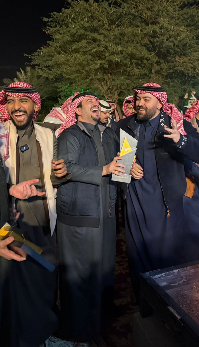 ᴀɴ ᴘɪɴᴛᴇʀꜱᴛ (@anpinterest16) on Twitter photo 