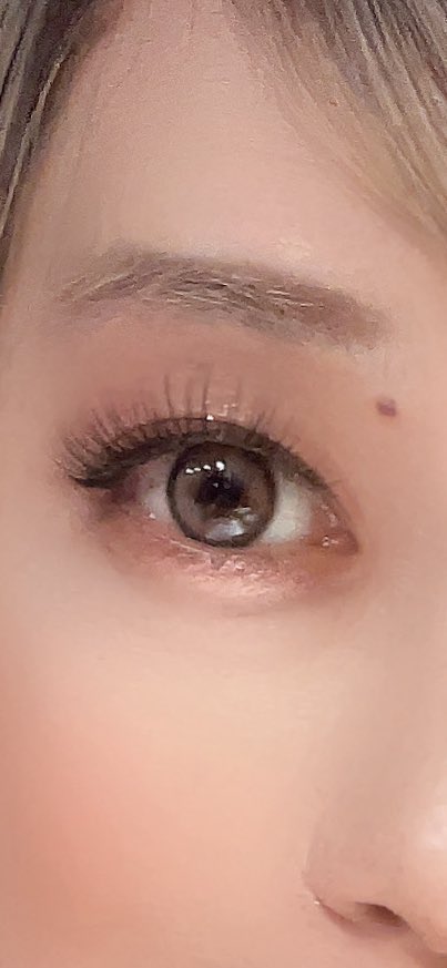 kitty7243's tweet image. 問題！！！このカラコン何の何色？？？！！！