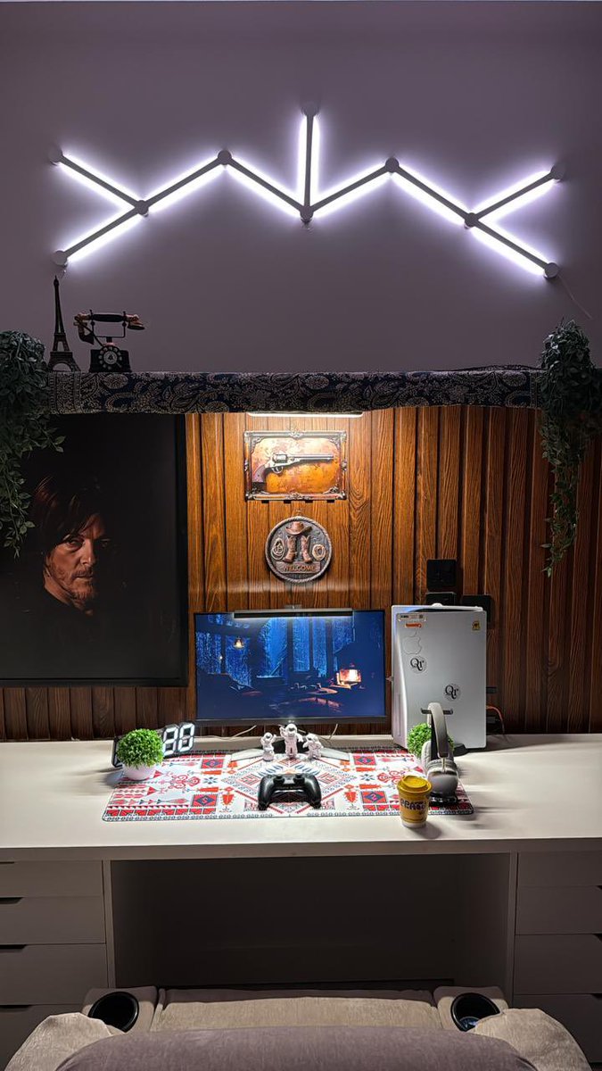 إليتكانڤس للوحات🖼️ tweet media