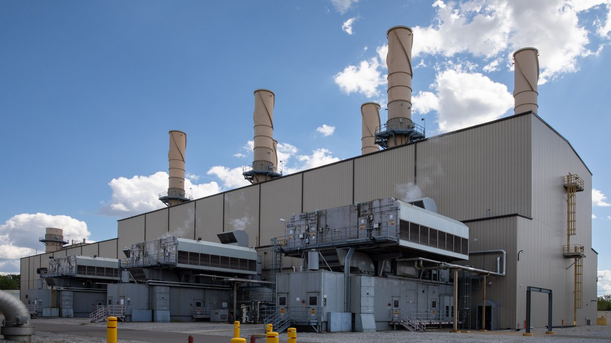 ConsumersEnergy's tweet photo. The Jackson Generating Station helps us provide affordable energy. By producing electricity ourselves - often at a lower cost than the market - we provide safe, efficient energy you can rely on. https://t.co/QyTftHIeUo