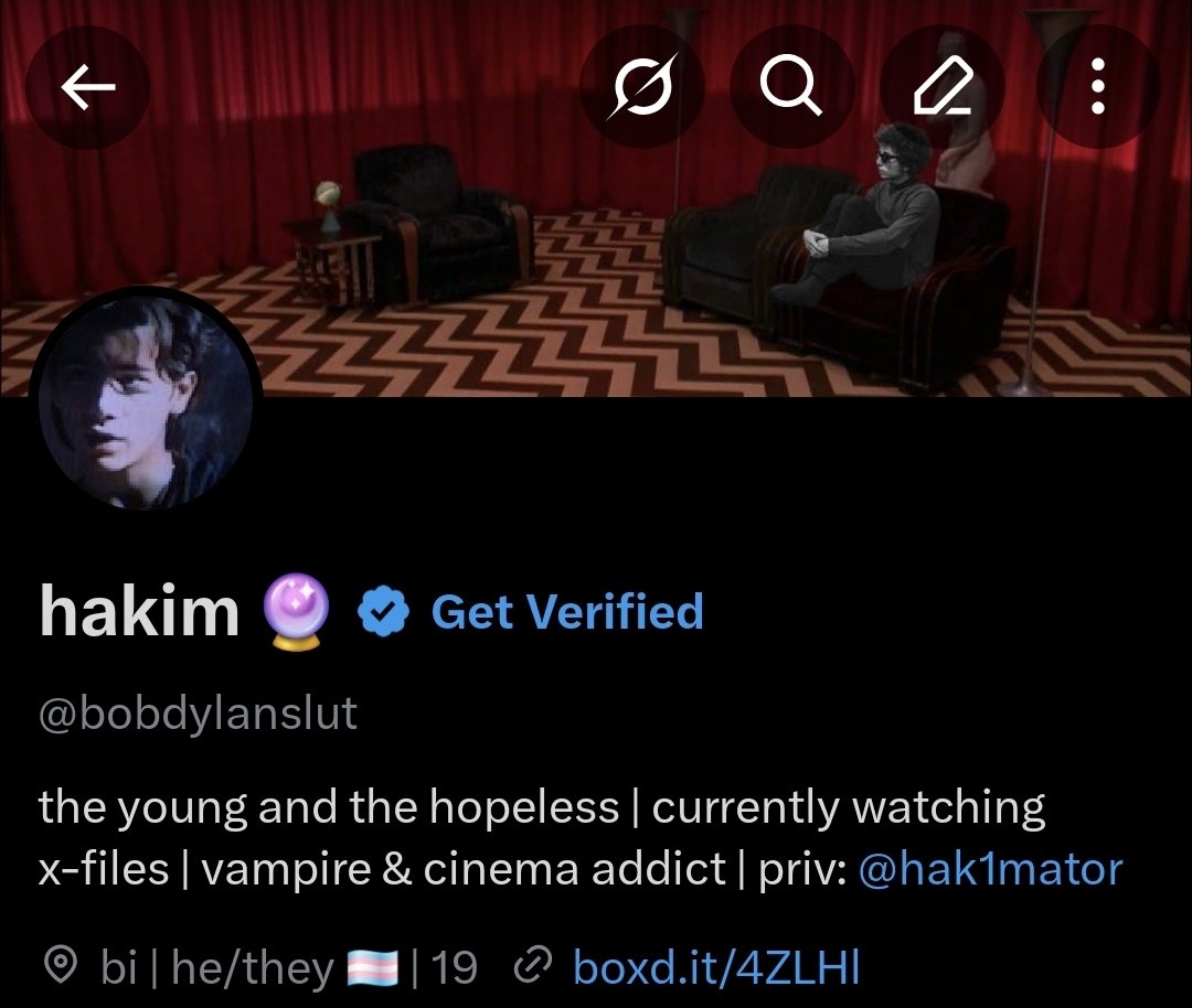 greggarakislut's tweet image. hi new layout and username #rememberme #ripbobdylanslut