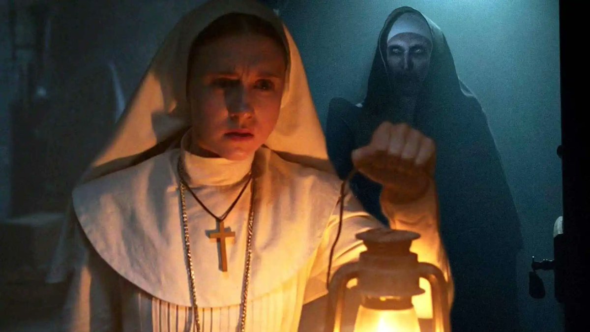 JugandoCiencia's tweet photo. 🚨 ¡CONFIRMADO! El Conjuro no ha terminado…
vuelve más oscuro que nunca 😈
🎥 El Conjuro: La Primera Comunión
Precuela oficial del universo Expediente Warren
📅 Estreno en cines: 10 de septiembre de 2027 ⛪👻
#ElConjuro #TheConjuring #FirstCommunion #Horror https://t.co/uxKIXdCWZk