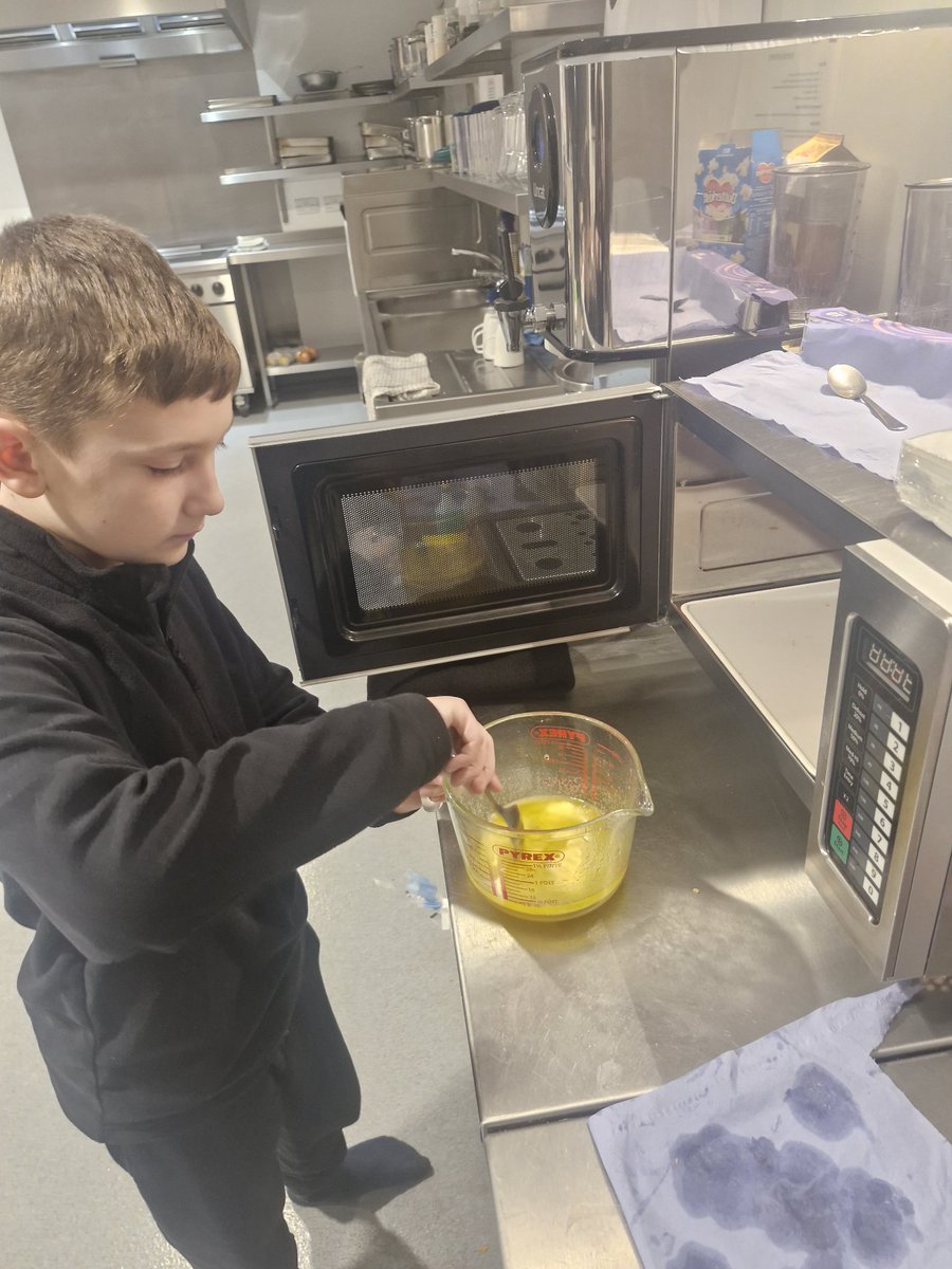 The Vale Primary Academy tweet media