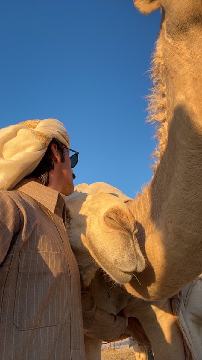 _7hwi's tweet photo. « ما ورّدت الهقاوي من مواطنها على الميراد 
و انا بـ آردّها ما صدّرت من طالة — شبوحي 

فلجت الليل بـ الحق اليقين لـ شرهة القصاد 
و شع النور في وجه الحقيقه من سنا ضوحي »
—فھد بن بجاد . https://t.co/XciNyiHSkO