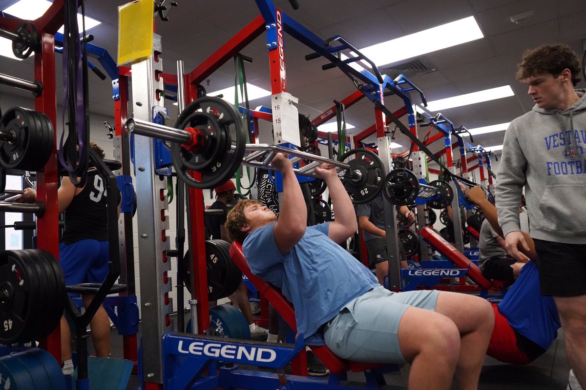 Vestavia Hills Football tweet media