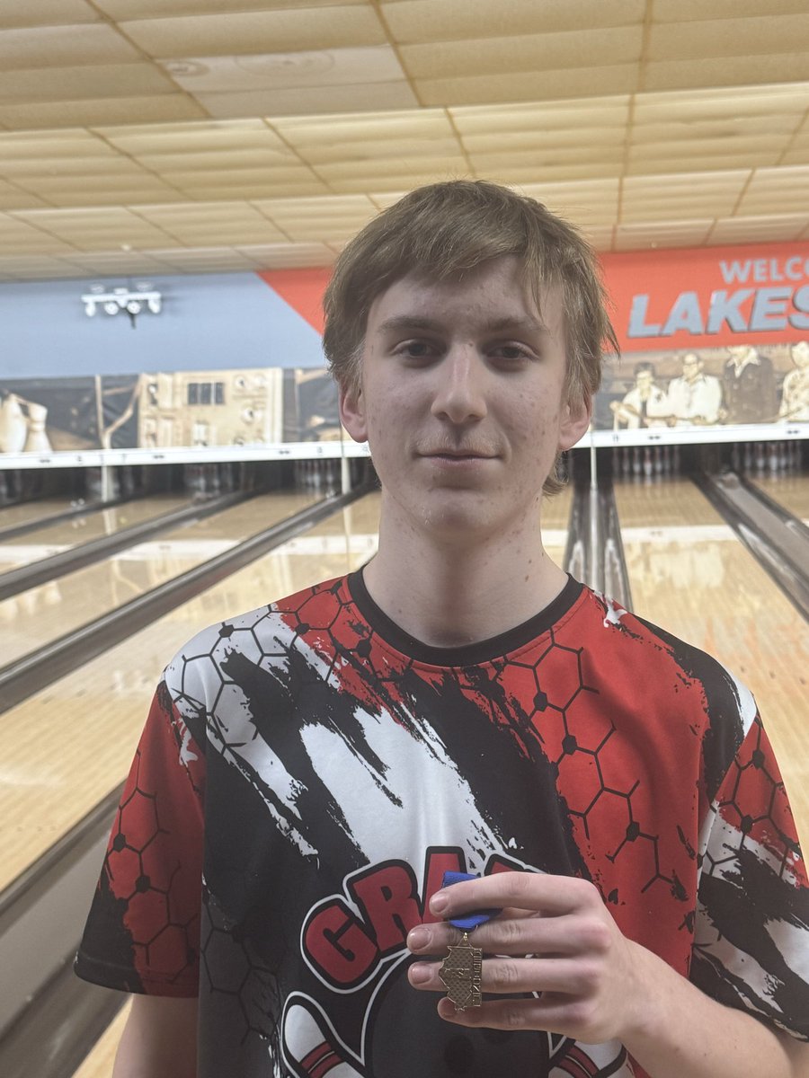 Congrats to the IHSA regional individual CHAMPION today. Freshman Dylan Wastag is the first regional champ in Grant history and had an incredible day with a 1337 series. Great work Dylan!!!