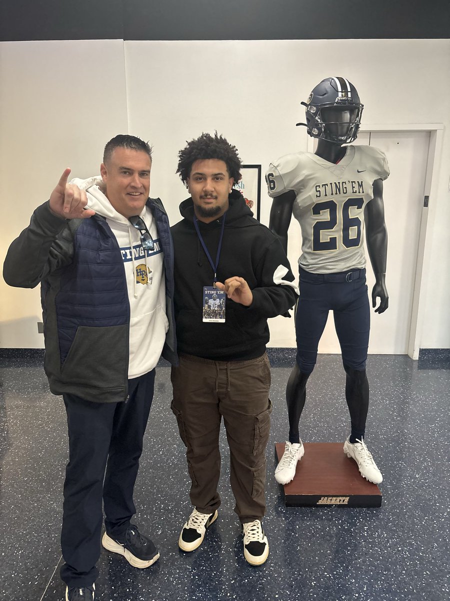 Had a great time at @HPUFootball today, thank you <a href="/CoachGipson11/">Coach Gipson</a> and <a href="/CoachFujiwara/">Coach Fujiwara</a> for the opportunity and having me there!
