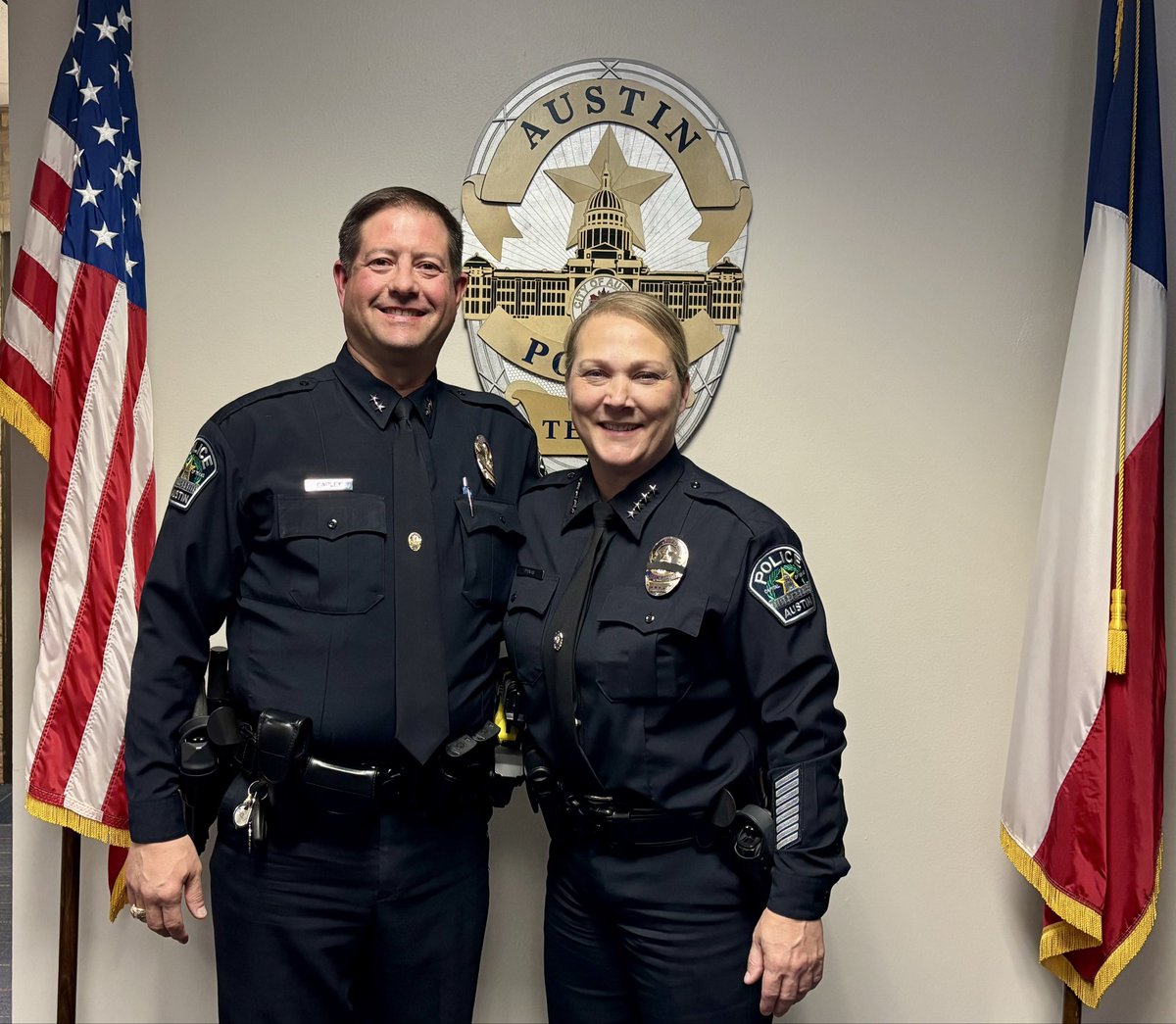 Chief Lisa Davis tweet media