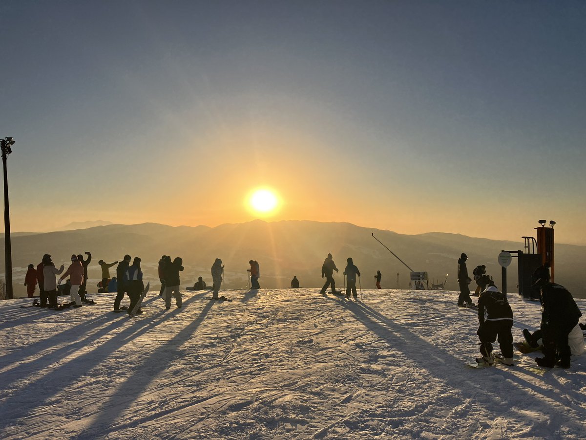 ramelew's tweet image. 雪です！！