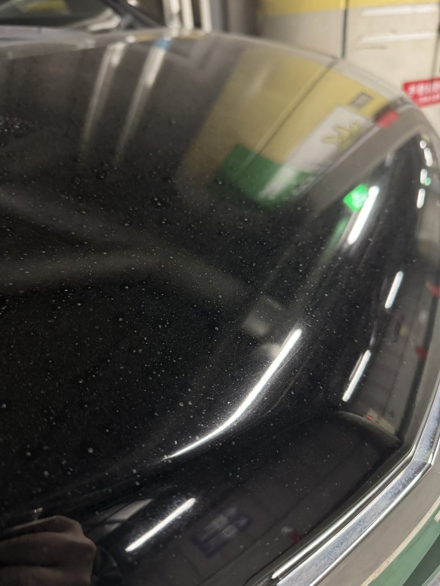 javaoffcial's tweet photo. 黄砂の汚れは厄介です。
黄砂を放置すると、車の美観や塗装に大きなダメージを与える可能性があります。
なるべく早めに洗車を！ https://t.co/ga6ZrMFnF5