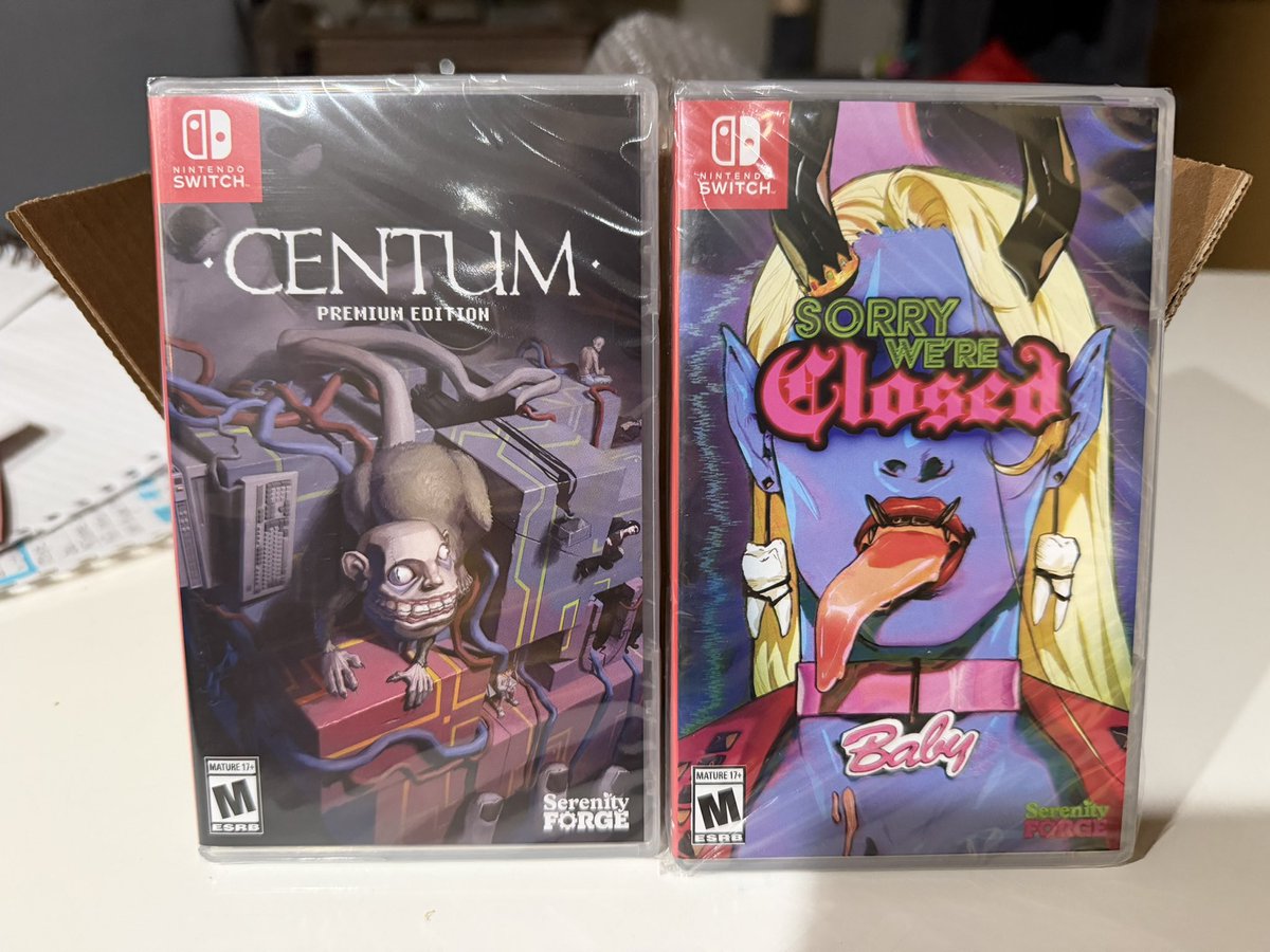 klimov_author's tweet image. My @SerenityForge physicals arrived! Hooray!

#Nintendo #Switch #Physical