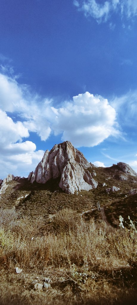 HugoSan01905469's tweet photo. 🏜️ https://t.co/dicRplNjNv