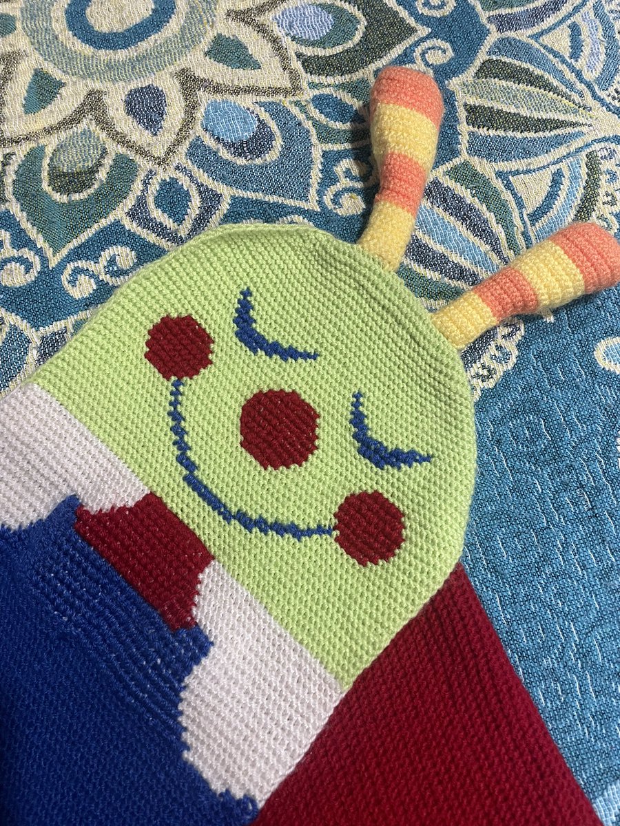 lil_petit_lune's tweet image. Here it is!
#welcomehomepuppetshow #Howdypillar #scarf