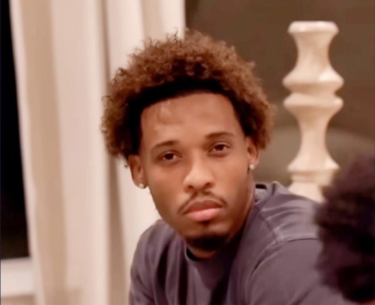 Callunc's tweet image. How I look at my imaginary camera after some bs happened to me