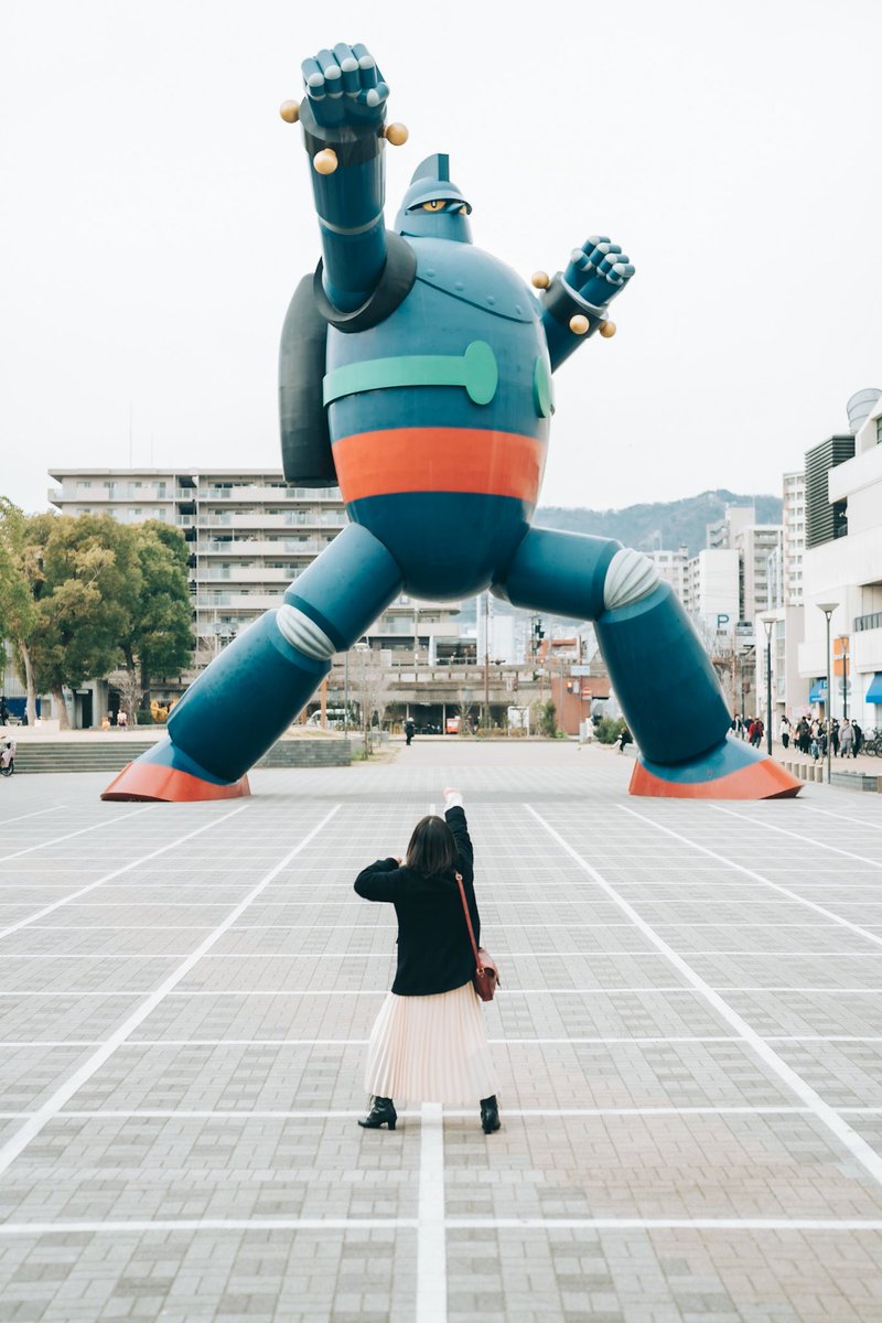 model：み @she_is_423 1995.1.17 マグニチュード7.3 震度7 この復興の