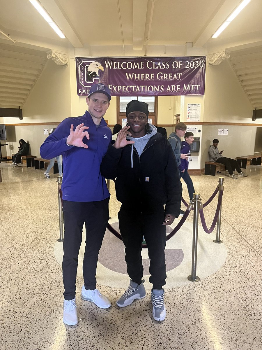 Robert McDonald jr tweet media