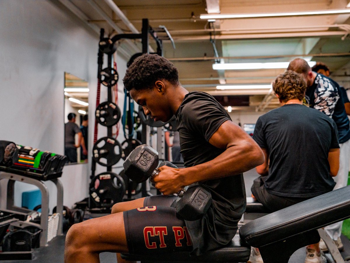 Arziel “Arzzy” Francis | Swiss Army tweet media