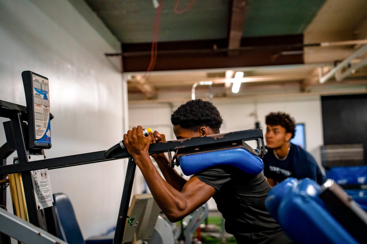 Arziel “Arzzy” Francis | Swiss Army tweet media