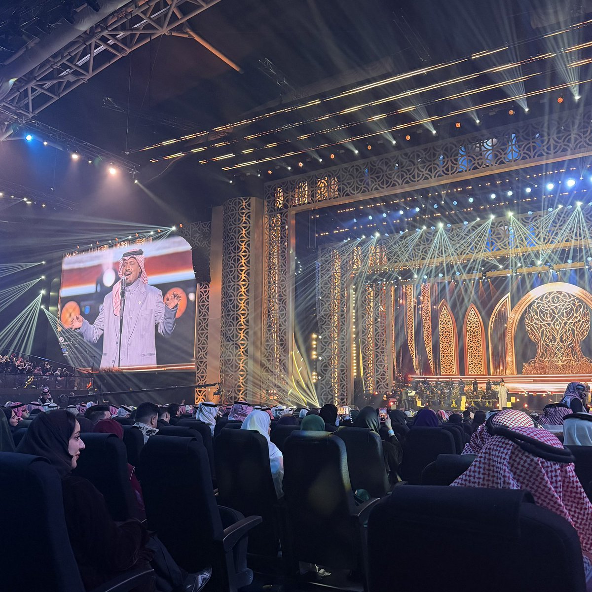 10r_ww's tweet photo. ❤️❤️
#راشد_الفارس #فهد_الكبيسي https://t.co/46Bo4UlnGQ