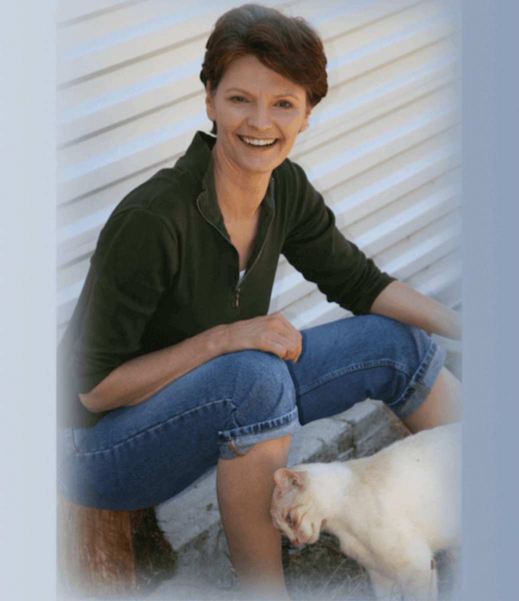 HAPPY FRIDAY!!!  I almost didn't post this week because I've been having so much fun rebranding my business.  Take a peekl at my new website:  suzanneglover.com.