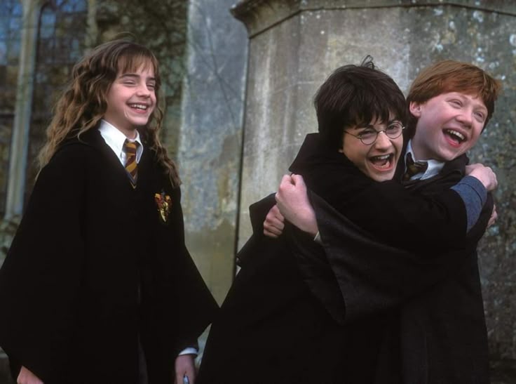 koalamcfly's tweet photo. Questo cast per me rimarrà per sempre nel mio cuore ❤️#HarryPotter https://t.co/UHzdhcD09M