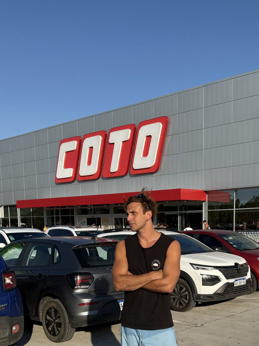 BautiMascia's tweet image. “Que bien te vestís bauti”
El secreto: