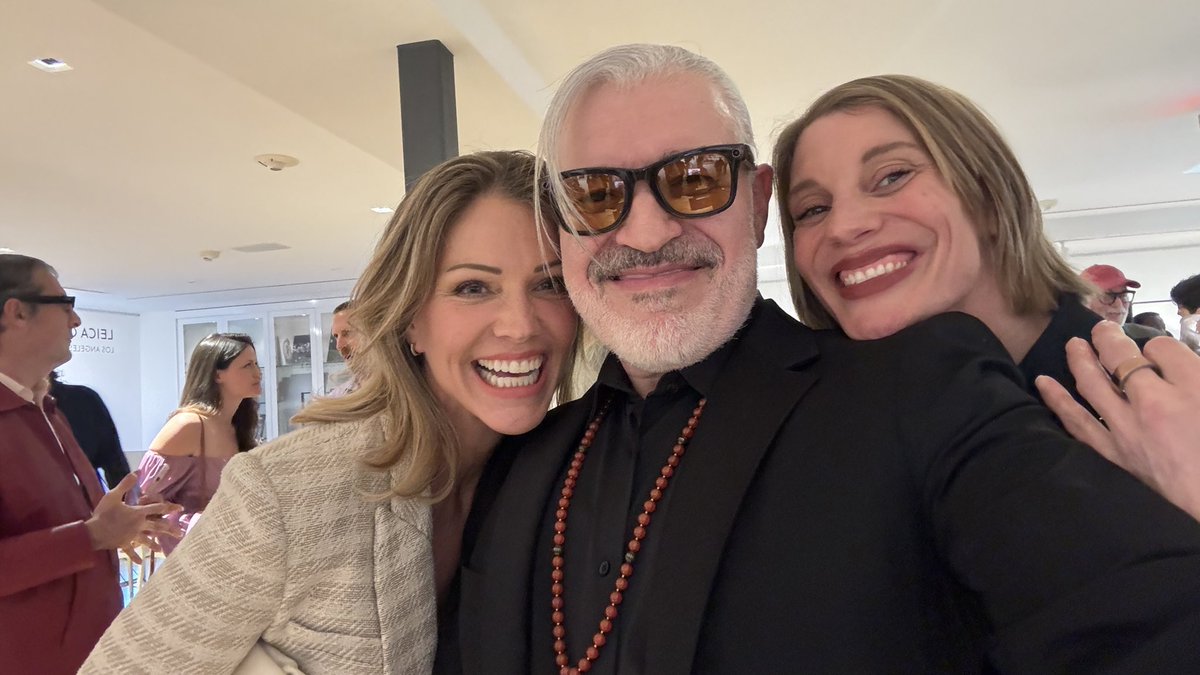 kateesackhoff's tweet image. Last night at the Leica Gallery for Denny’s Ilic and Billy Zane’s show was pure joy. So many friends I haven’t seen in way too long….and the work itself? Gorgeous. One of those nights that fills your cup. 🤍