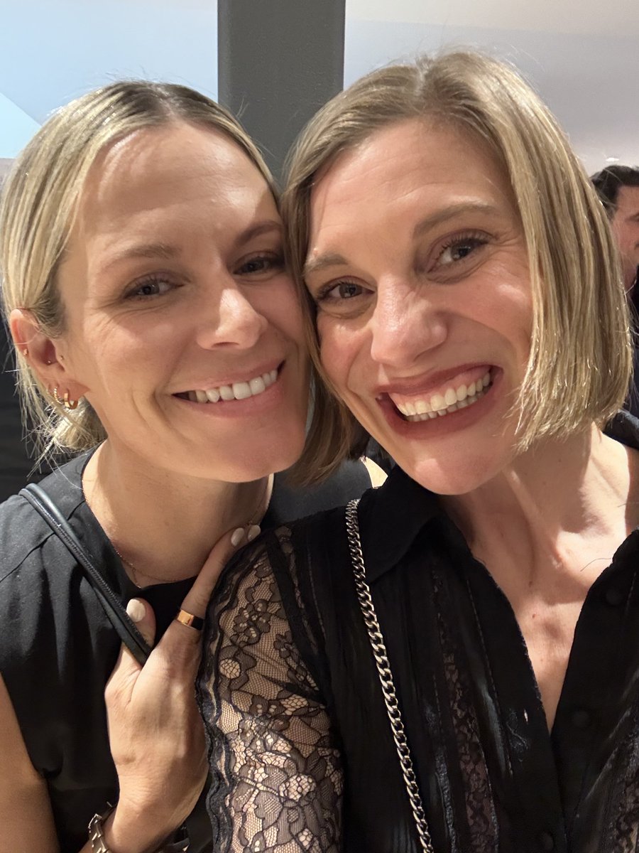 kateesackhoff's tweet image. Last night at the Leica Gallery for Denny’s Ilic and Billy Zane’s show was pure joy. So many friends I haven’t seen in way too long….and the work itself? Gorgeous. One of those nights that fills your cup. 🤍