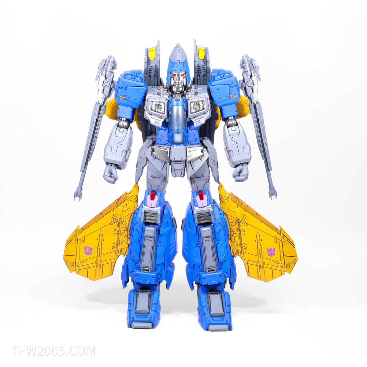 TransformersHQ1's tweet photo. Some pics of MDLX Dirge!

📸: @tfw2005 

#Transformers #Dirge #threezero https://t.co/0HqOl0xNyv
