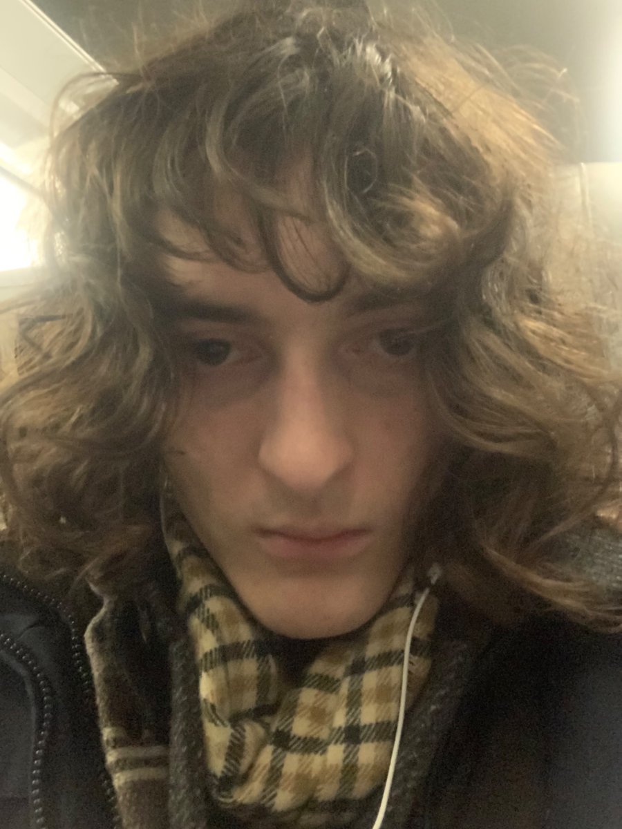 yellohyperballs's tweet image. Je suis un foid