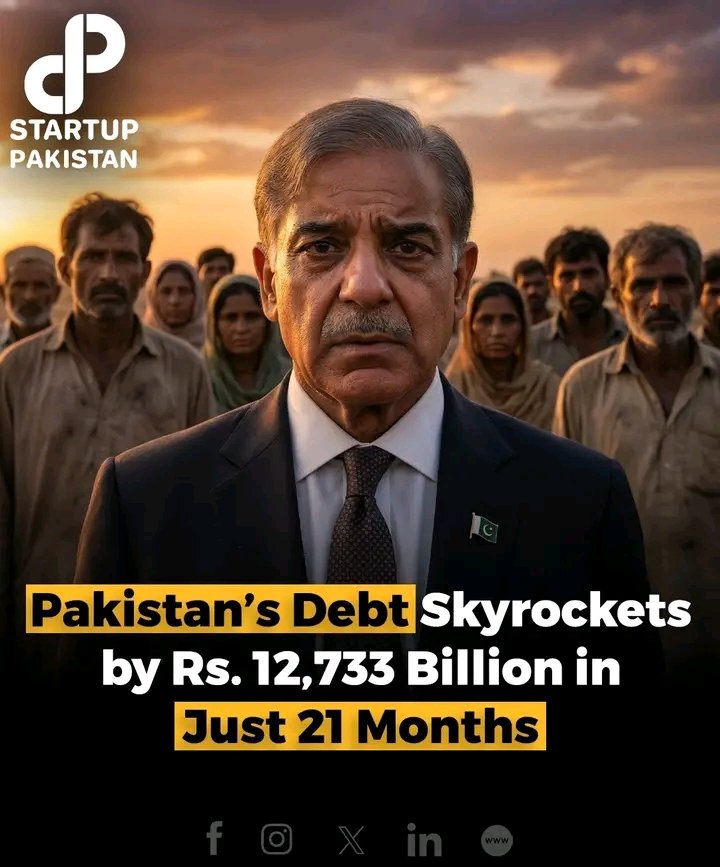 Parizaad_reborn's tweet image. عاصم منیر کے مسلط کردہ وزیراعظم نے صرف 21 ماہ میں 12 ہزار سات سو تینتیس ارب روپے کا قرضہ لے کر پاکستان کو گروی رکھوا دیا ۔۔
"یہ عاصم منیر کا ویژن ھے"