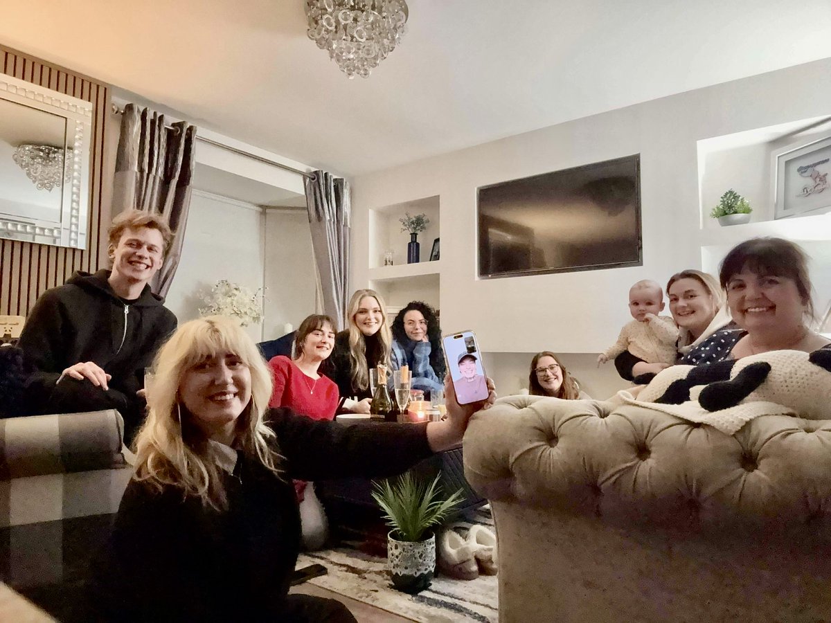 Mark Rutherford tweet media