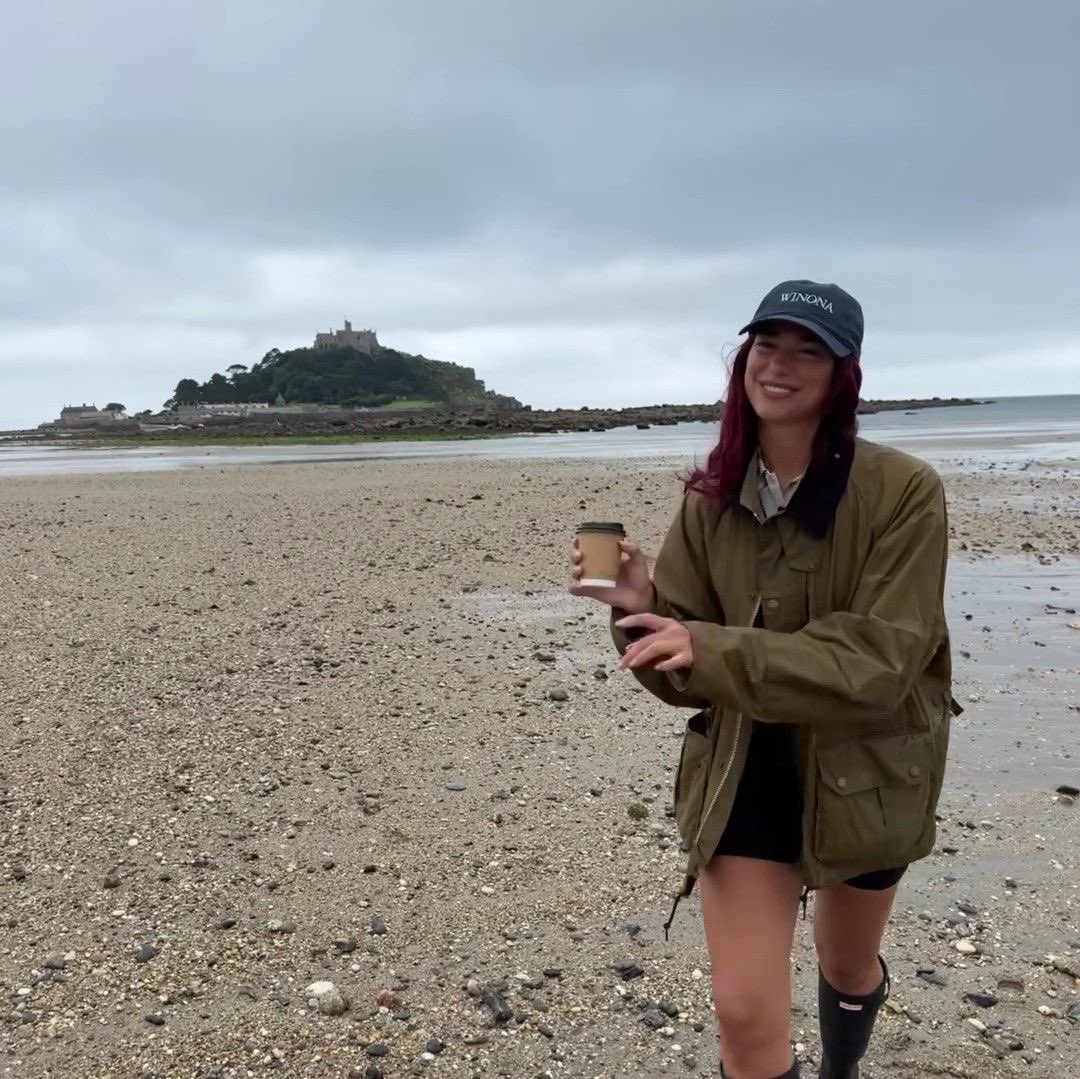 oakervoid's tweet image. 