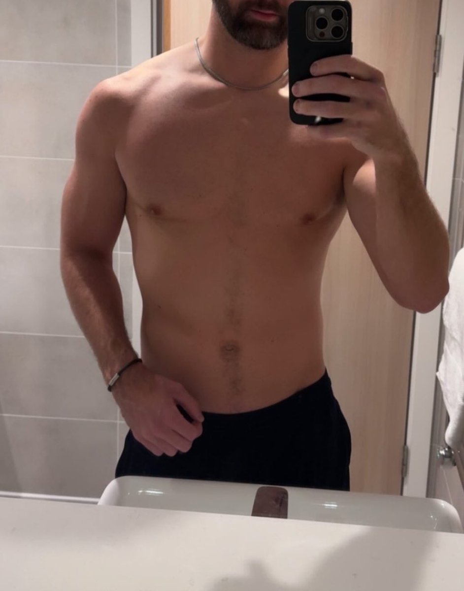 gymshrk tweet media
