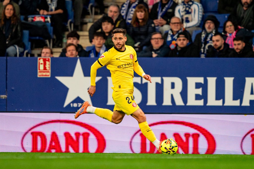 Álex Moreno tweet media