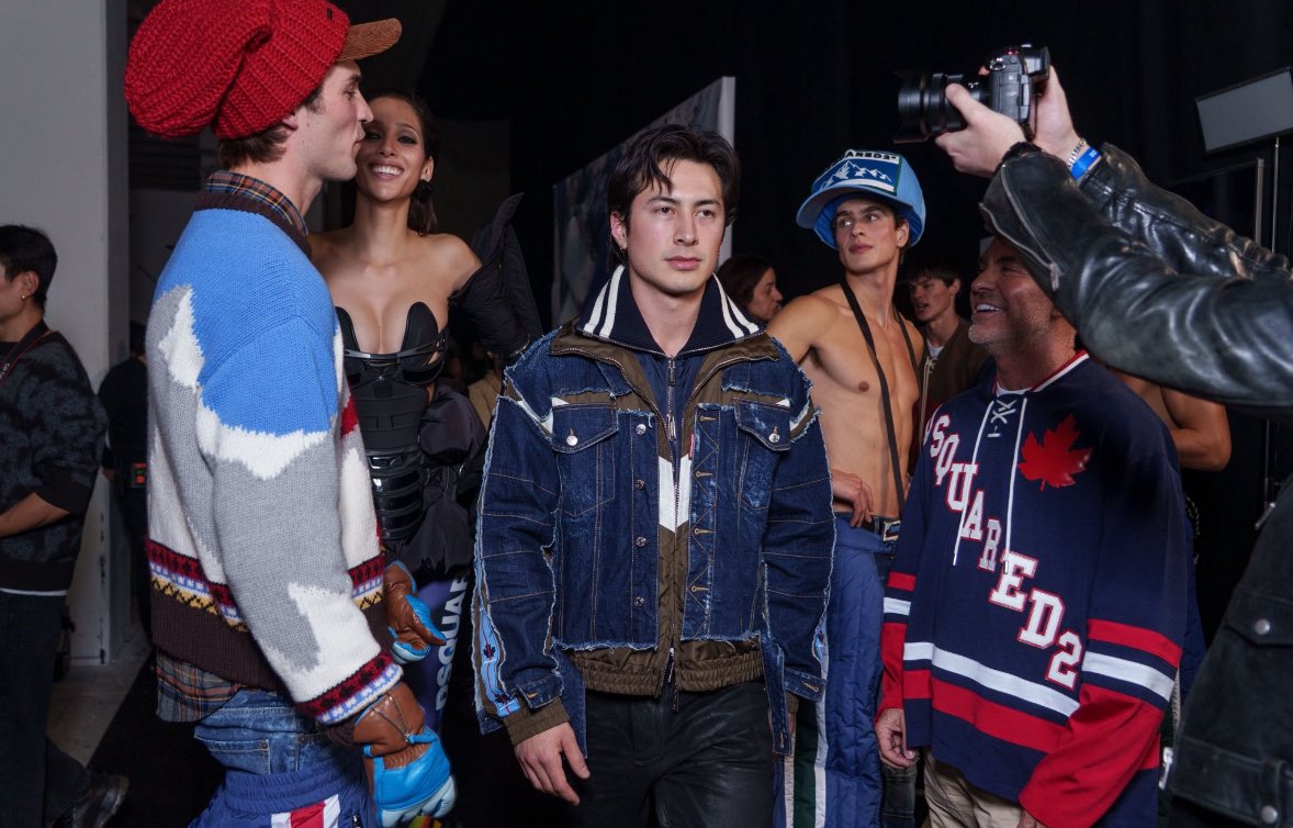 samchilles's tweet image. everybody wants that cookie