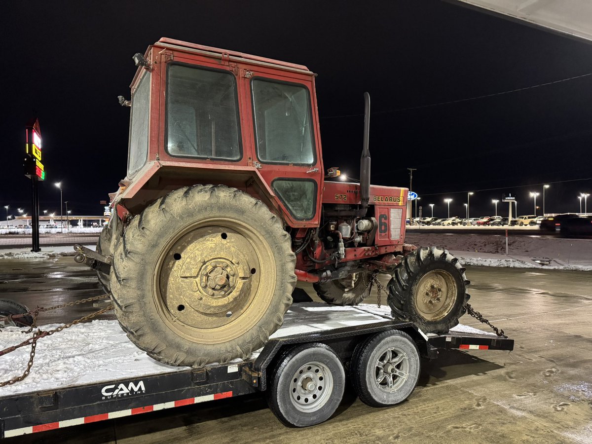 Time for a new PTO clutch in the main feed grinding tractor.  Yes, we’ll rebuild the old one and throw it on the shelf.