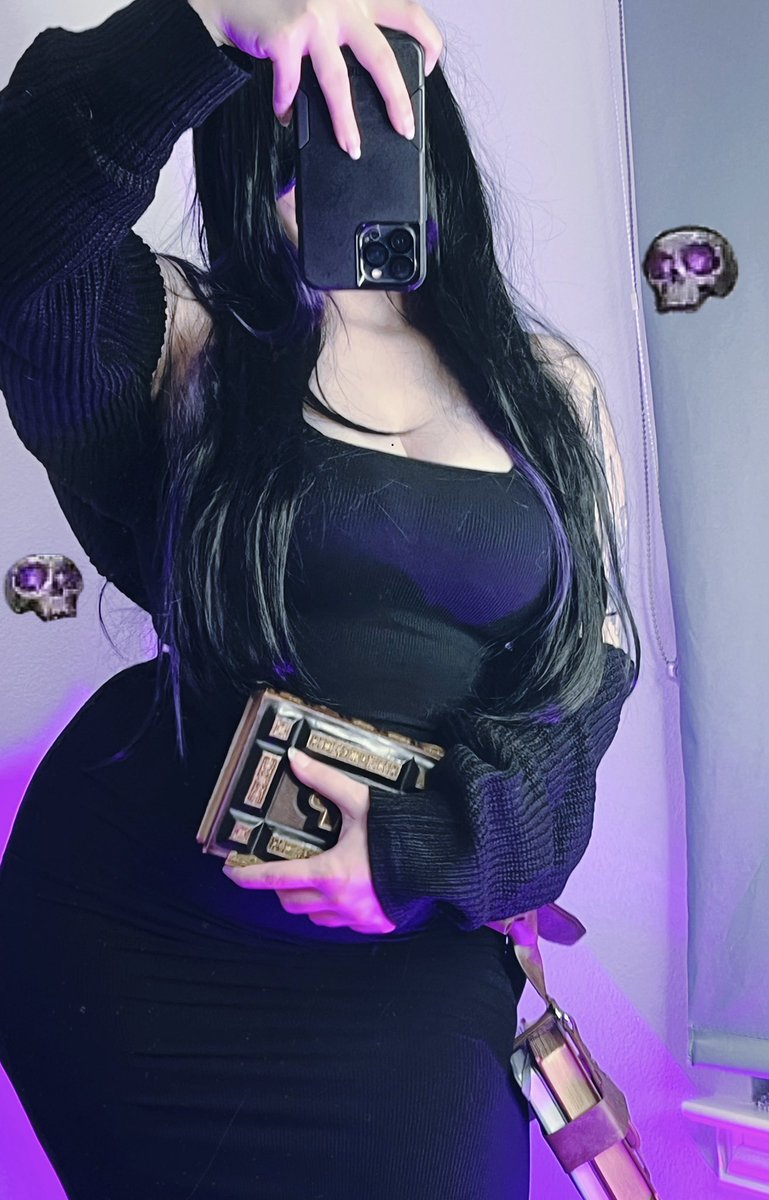 VeiledDame's tweet photo. Label cosplay try on from NIKKE ?? 
#label #NIKKE #cosplay https://t.co/QwGRfW1mP4