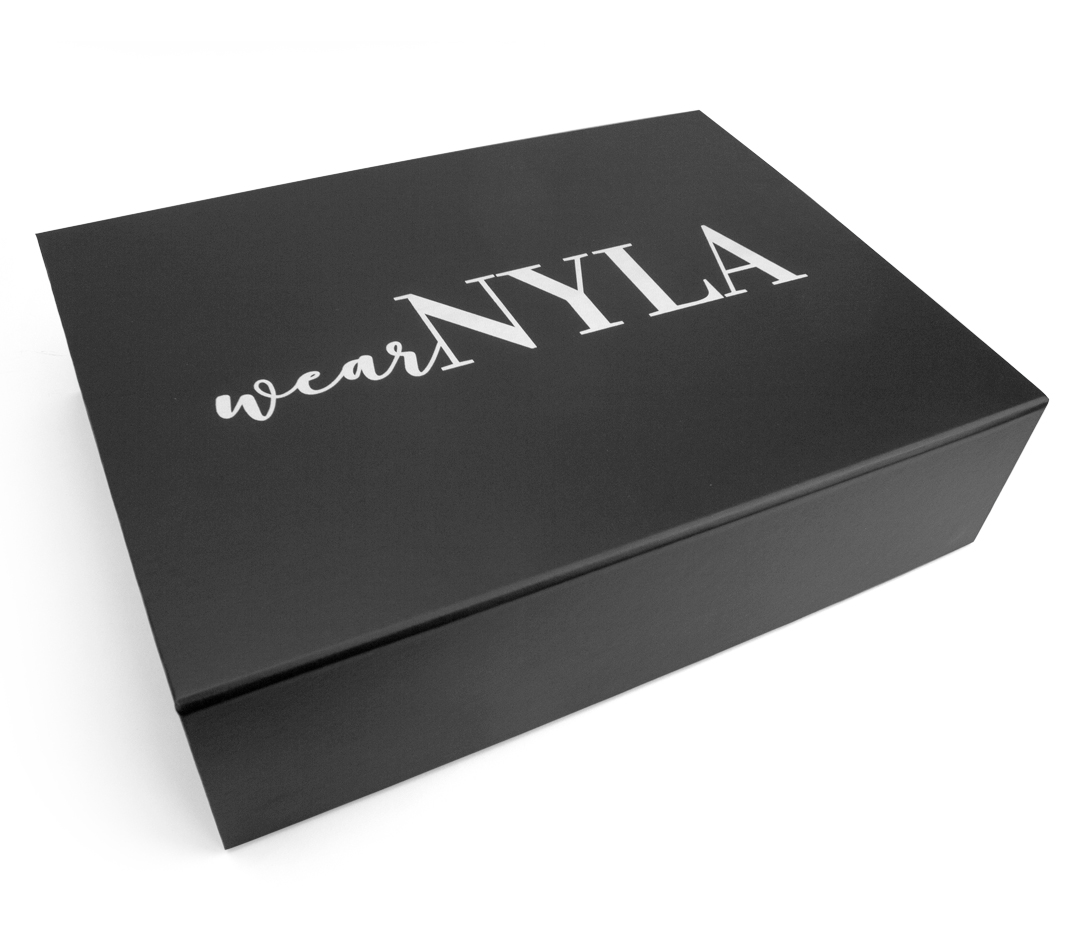 Do you need custom retail packaging?

Sunrise has created packaging for everything from clothing and accessories to cosmetics and tattoo inks. 

Launching a brand or refreshing your packaging? Let’s make it stand out. 
#retailpackaging #productlaunch #rebrand #brandingdesign