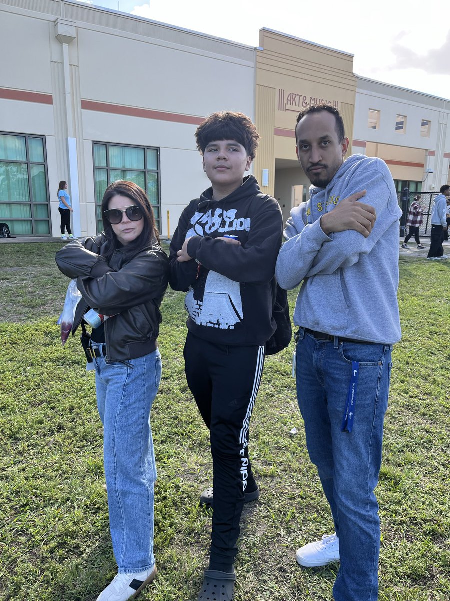 Lauren Burk Wells tweet media