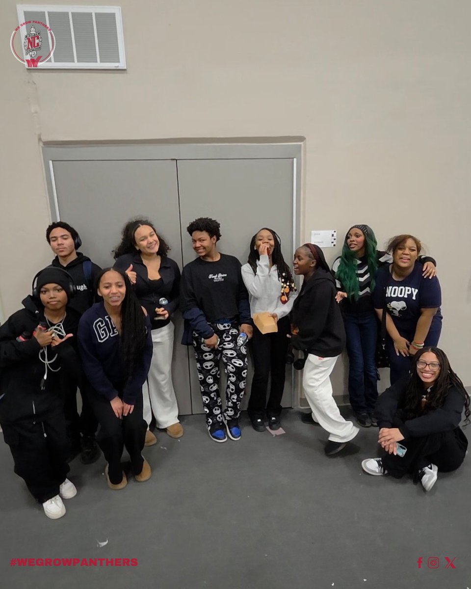 NCHS_panthers's tweet photo. Last nightโs Freshman Social was the place to be ๐ฅ The fieldhouse was packed, the energy was great, and memories that wonโt be forgotten anytime soon were made!! โจ๏ธ Oh and two lucky students walked out with AirPods Max ๐ง ๐ฏ๐พ #MSDWT #NCHS #WHYWT #WEGROWPANTHERS https://t.co/NO8X7L5FYl