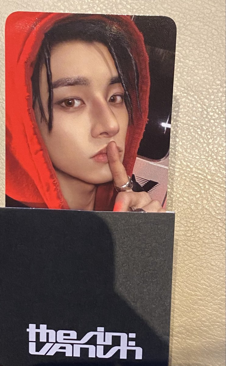 땅그지 tweet media