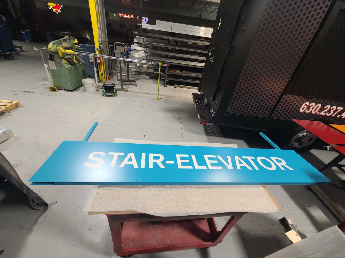 OmegaSignChicag's tweet image. 🚗✨ Navigate your parking garage like a pro! Custom signage is key to a seamless experience, guiding drivers with bold colors &amp;amp; clear directions. From entry points to available spots, effective signs reduce stress and save time.🅿️🔑 #ParkingSmart #CustomSigns