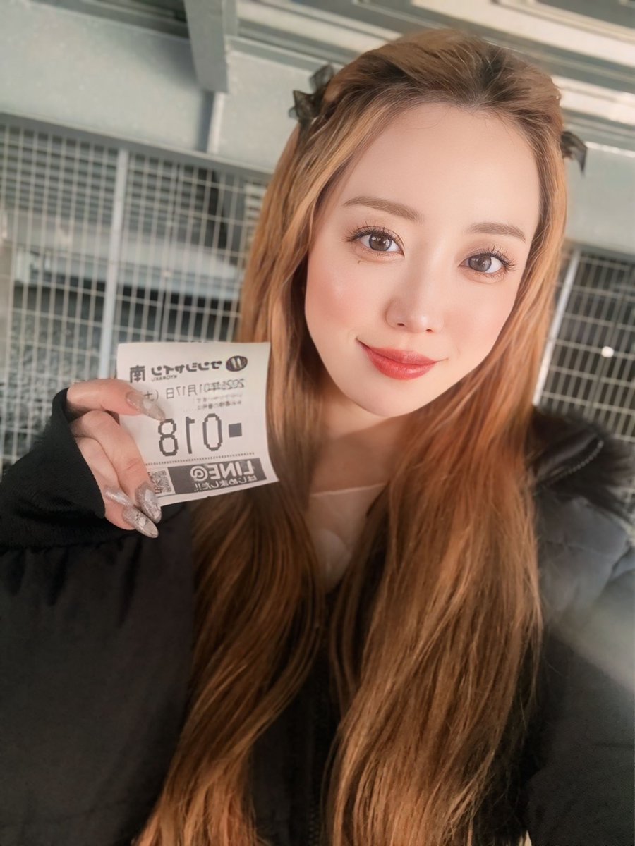 にこちゃん🐰🎀 (@25surochan) / Posts / X