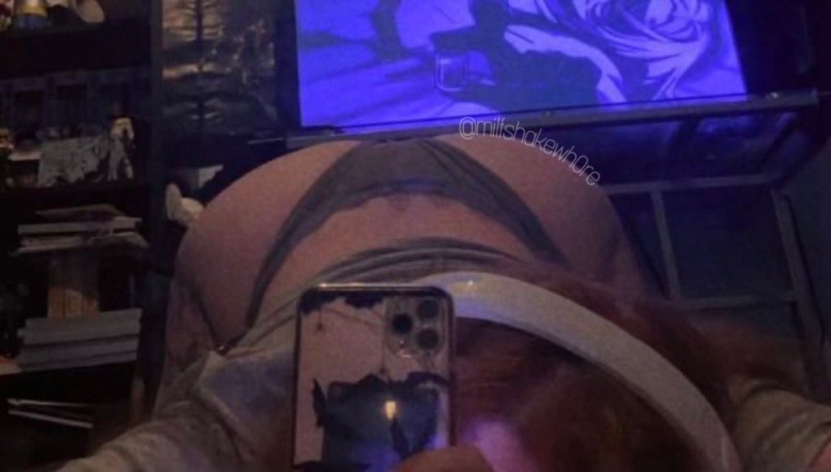 🫶🏻 not new to nsfwtwt - just new pinned 🫶🏻

+ 2000’s baby
+ mdni
+ she/her
+ milf
+ plus size
+ 5’5
+ goonette for life
+ puppy sub
+ bi (no lean)
+ soft/hard/xtreme kinks
+ stoner

♡ + ↻ to be moots pretty pls