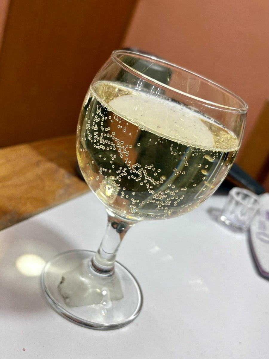 andy71soto's tweet image. Mi lugar Zen 🥰🥰🥰 hoy hasta vinito me tocó 🥂😋🥂

#Consintiéndome 
#TimeForMe