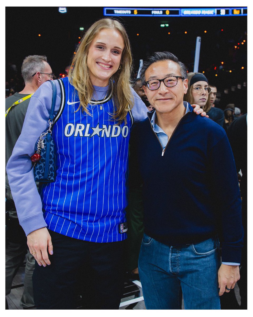 nyliberty's tweet photo. Some familiar faces in Berlin 🤭 https://t.co/BSiMaTb9sT